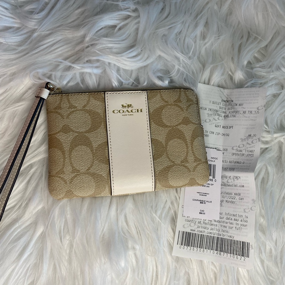 Coach Wristlet White